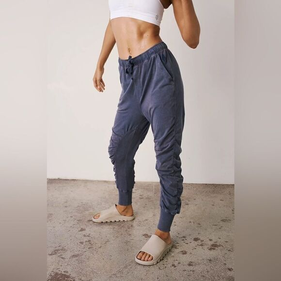 FP Movement by Free People Hot Shot Shirred Pants Joggers Size Small - Picture 11 of 11
